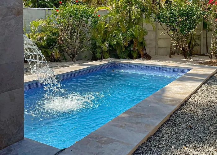 Santa Cruz Group Getaway W/ Pool: Walk To Hébergement de vacances Playa Junquillal
